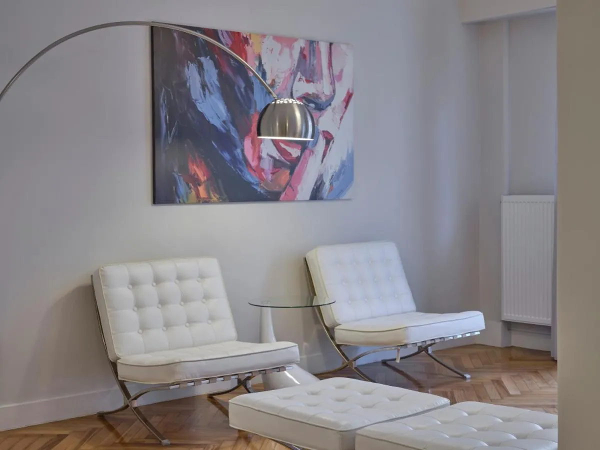 Image 3 of Quiet, central 2bd Apt, Kolonaki