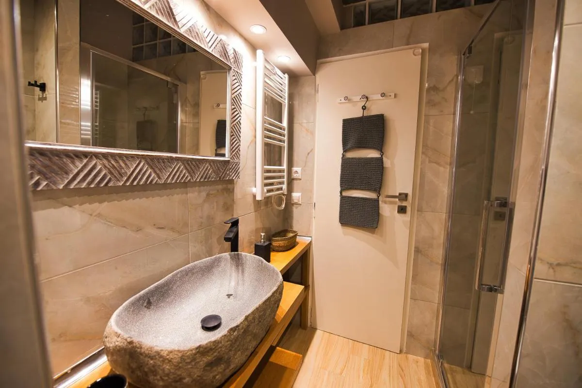 Image 2 of Rastoni Athens Suites near Acropolis at Tsatsou street