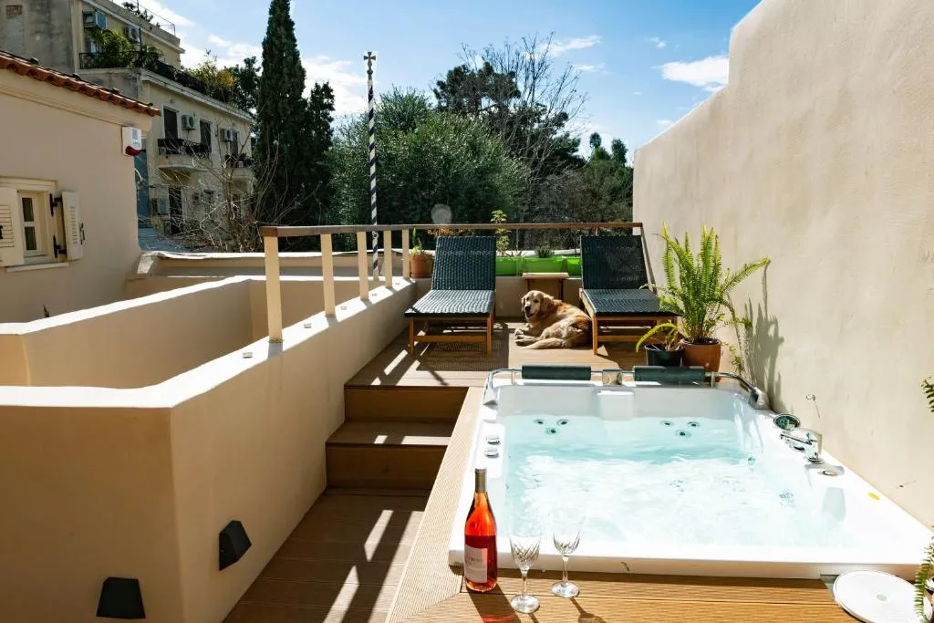 Image of SUITE HOUSE THISSION