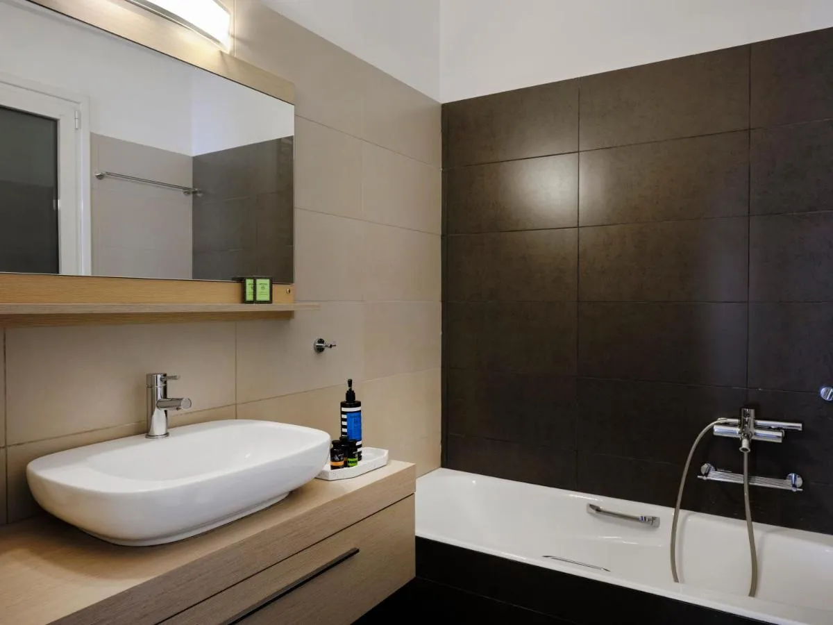 Image 2 of Sahara Athens Apartment
