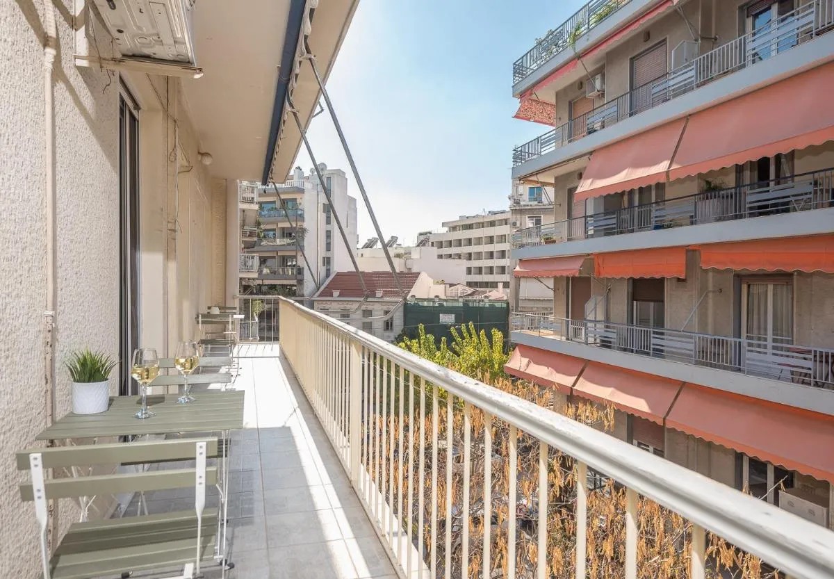 Image 5 of Spacious 2BDs Apt With Acropolis View In Center