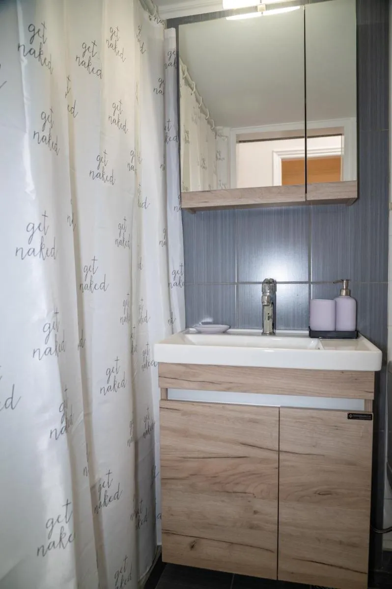 Image 3 of Spacious 2 BR apartment next to Acropolis