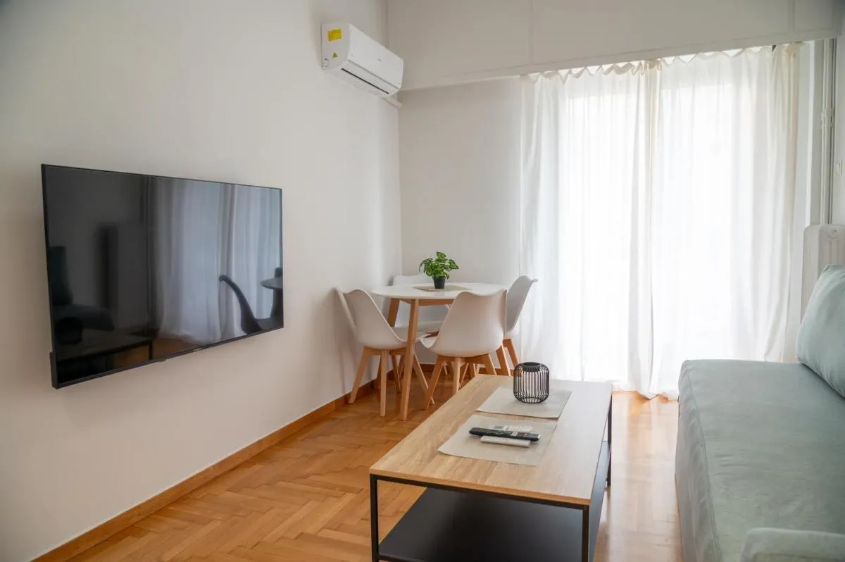 Image 2 of Spacious 2 BR apartment next to Acropolis