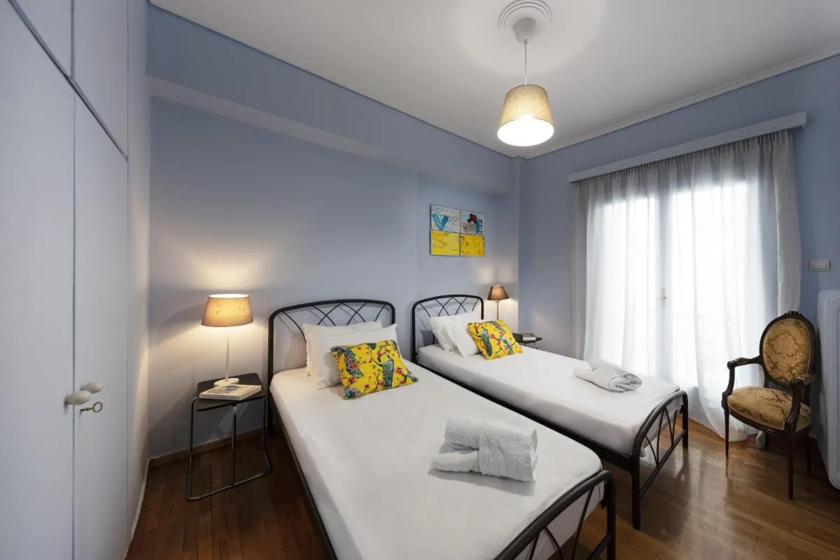 Image 6 of Spacious 3 Bedroom apt near Acropolis museum