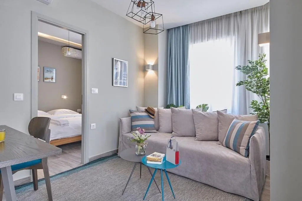 Image of Spacious Suite w. huge balcony + Acropolis view