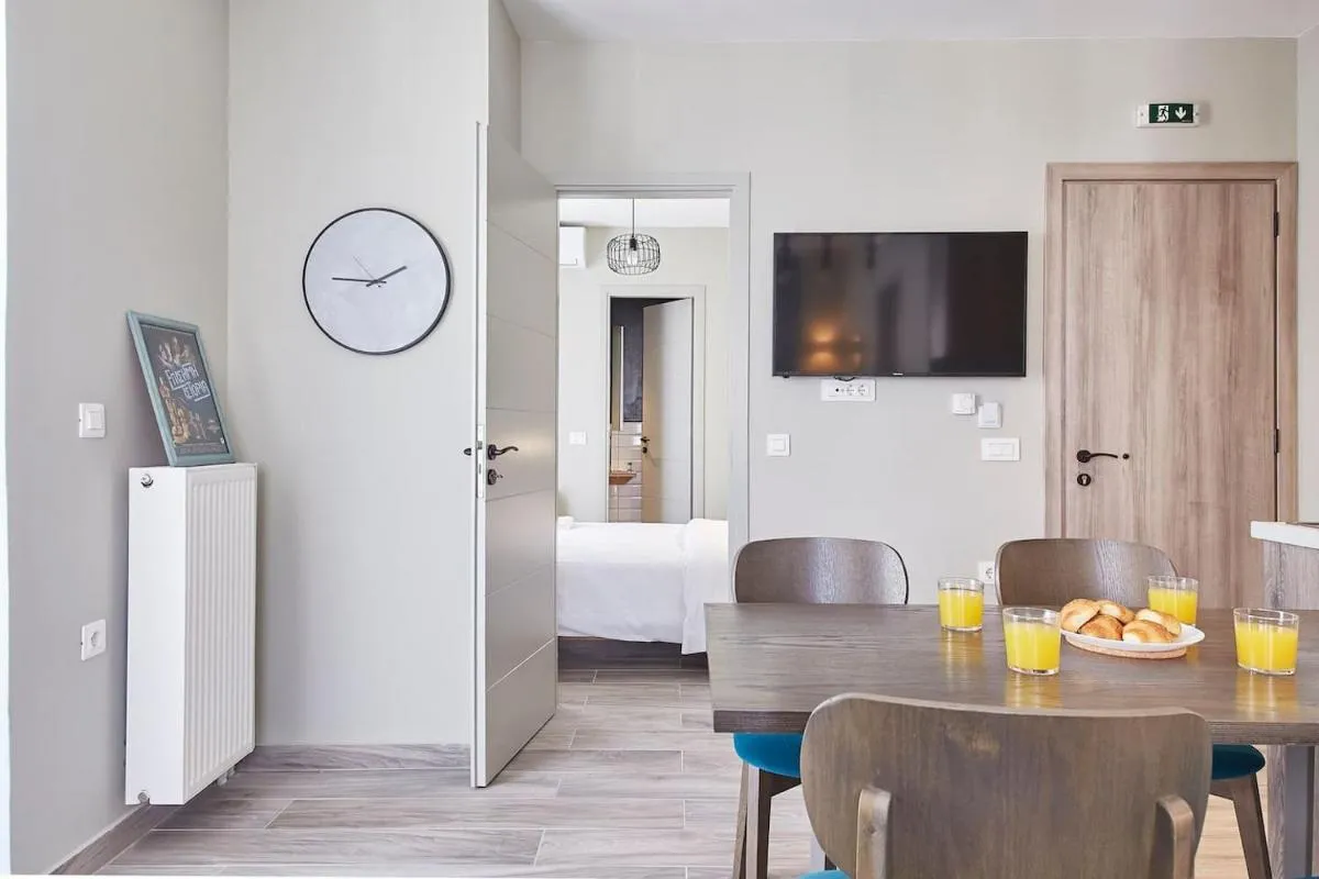 Image 4 of Spacious Suite w. huge balcony + Acropolis view