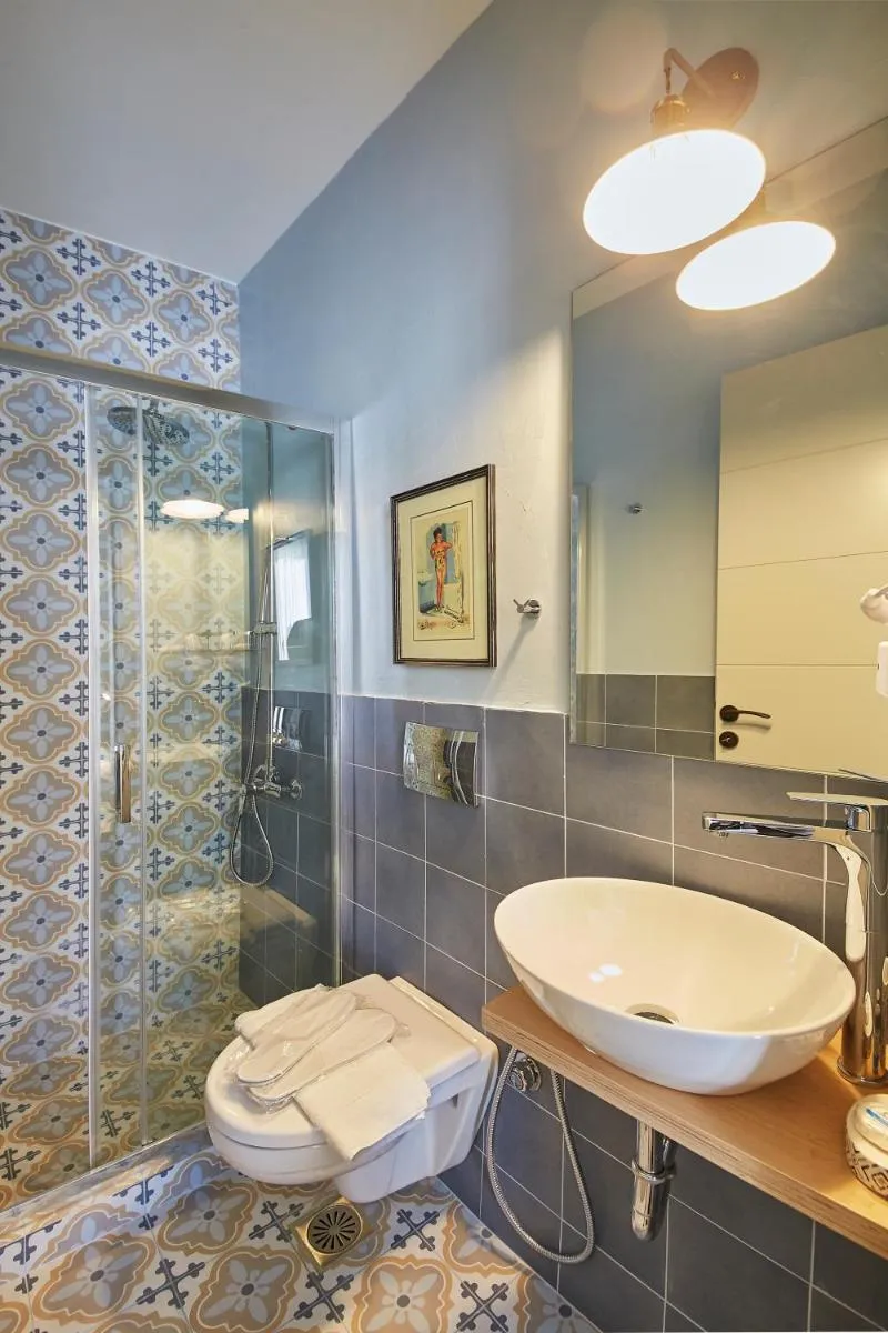 Image 3 of Spacious Suite w. huge balcony + Acropolis view