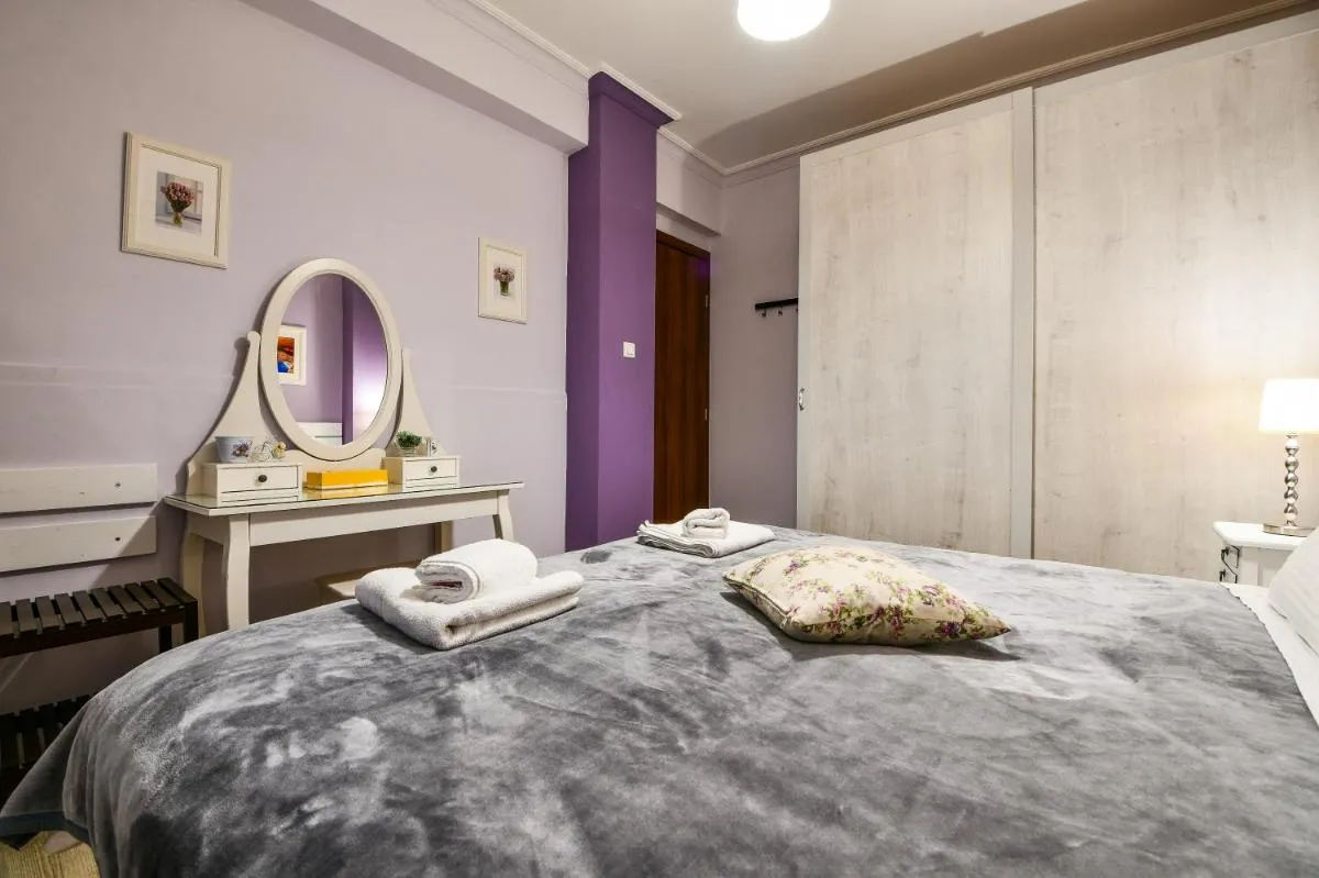 Image 6 of Star Parthenon Apartment