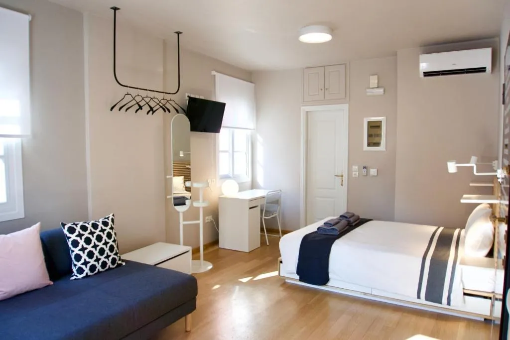 Image of Syntagma Square: Amazing Cozy Studio – Whale
