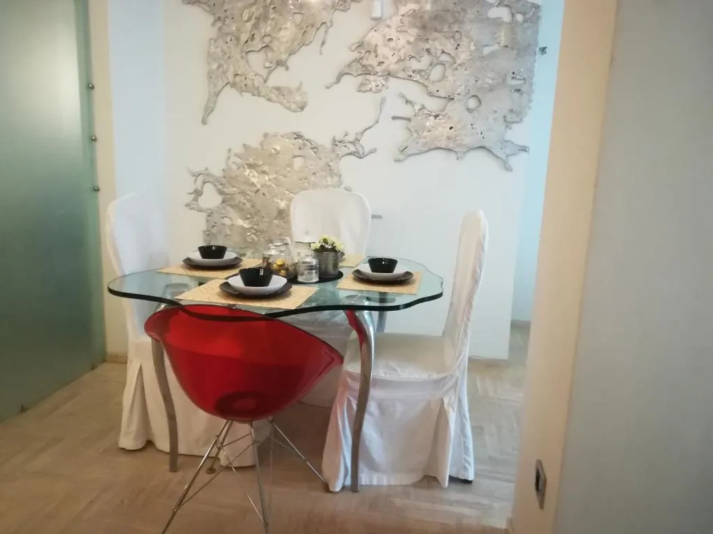 Image of The Best Spot in The Center