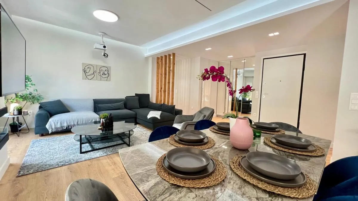 Image 1 of Trion Ierarchon Modern 3 bdr apt in Petralona