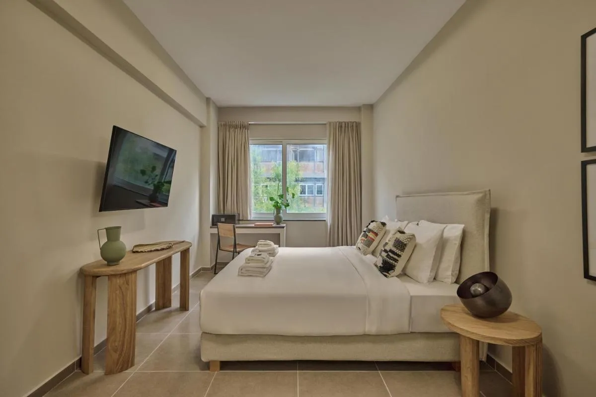 Image 4 of VISION Akadimias Suites