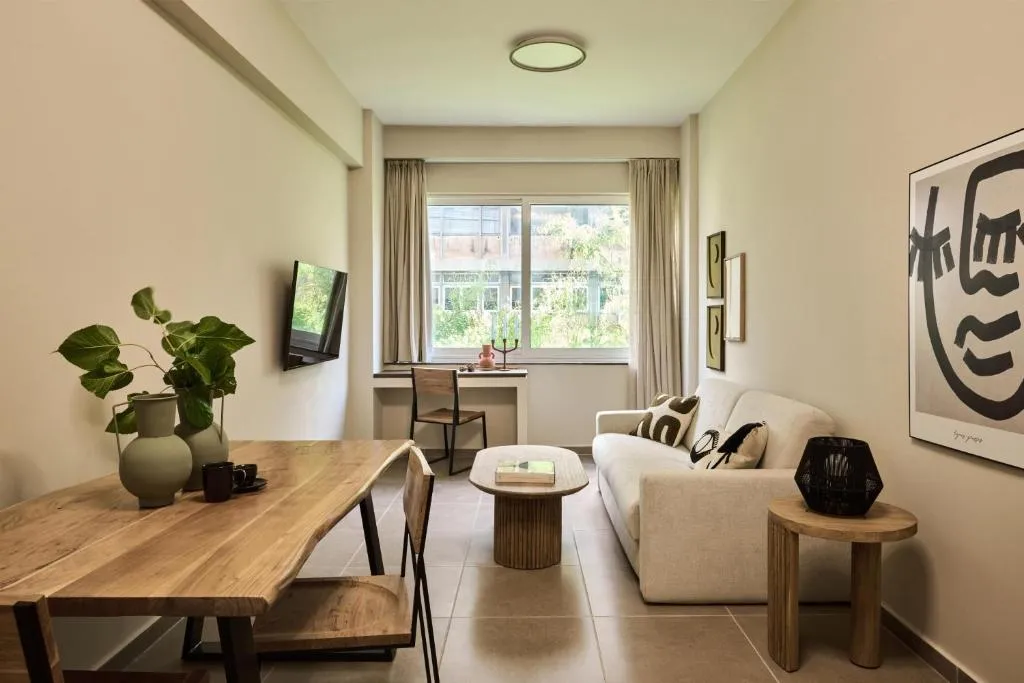 Image of VISION Akadimias Suites