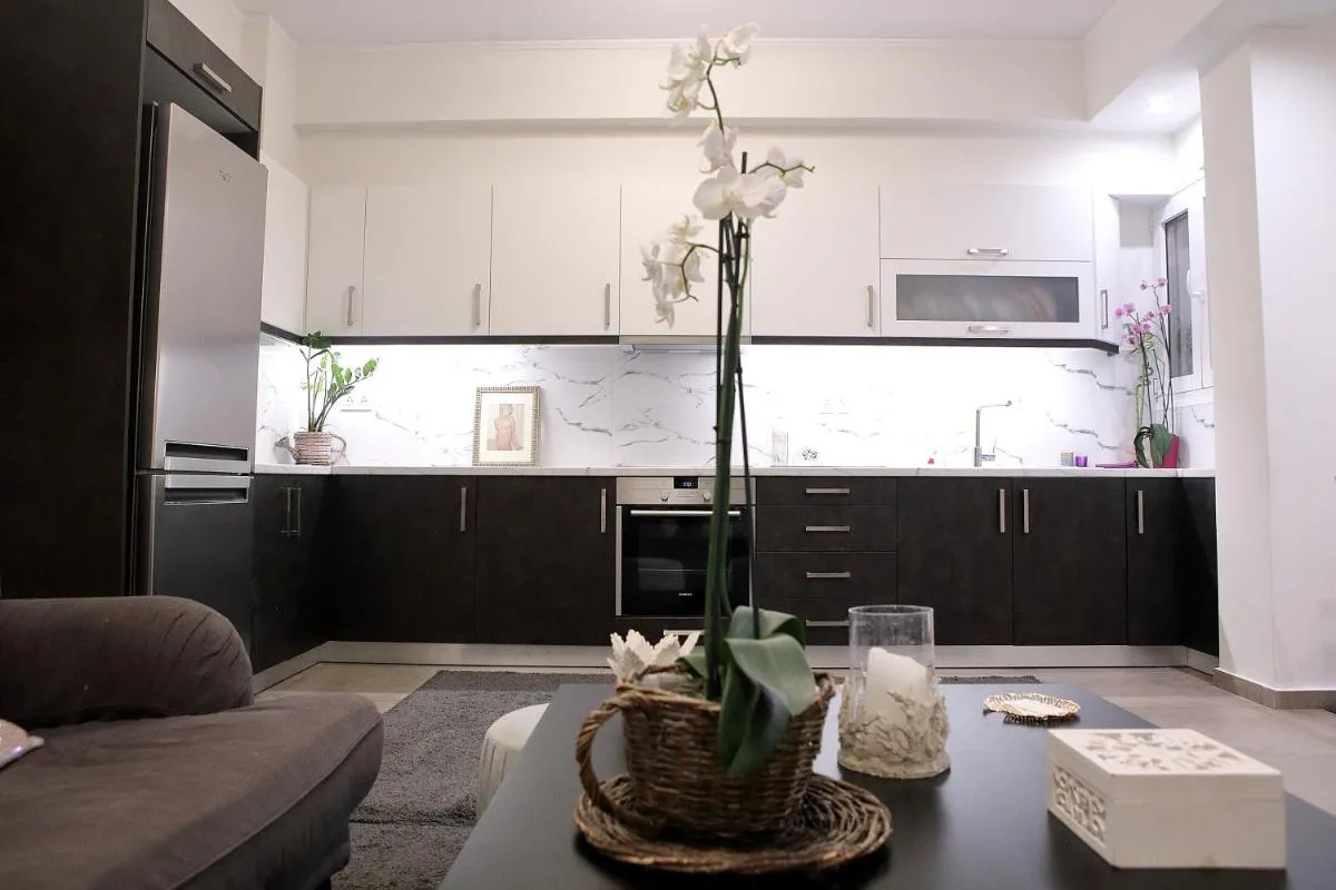 Image 3 of VZ Athens Apartment
