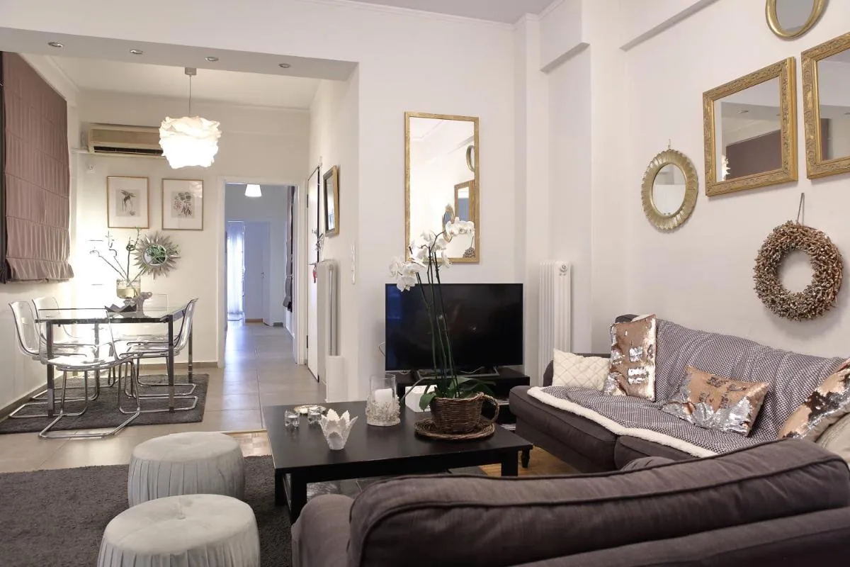Image 4 of VZ Athens Apartment