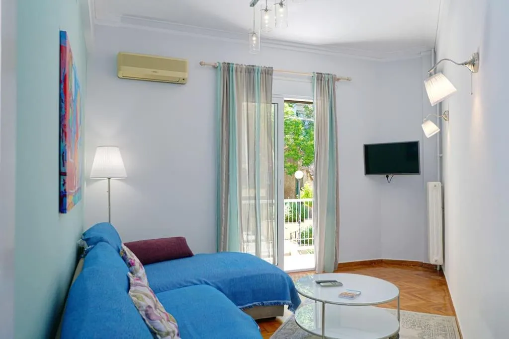 Image 4 of Venias Two-Bedroom apartment Kallimarmaro and Zappeio area