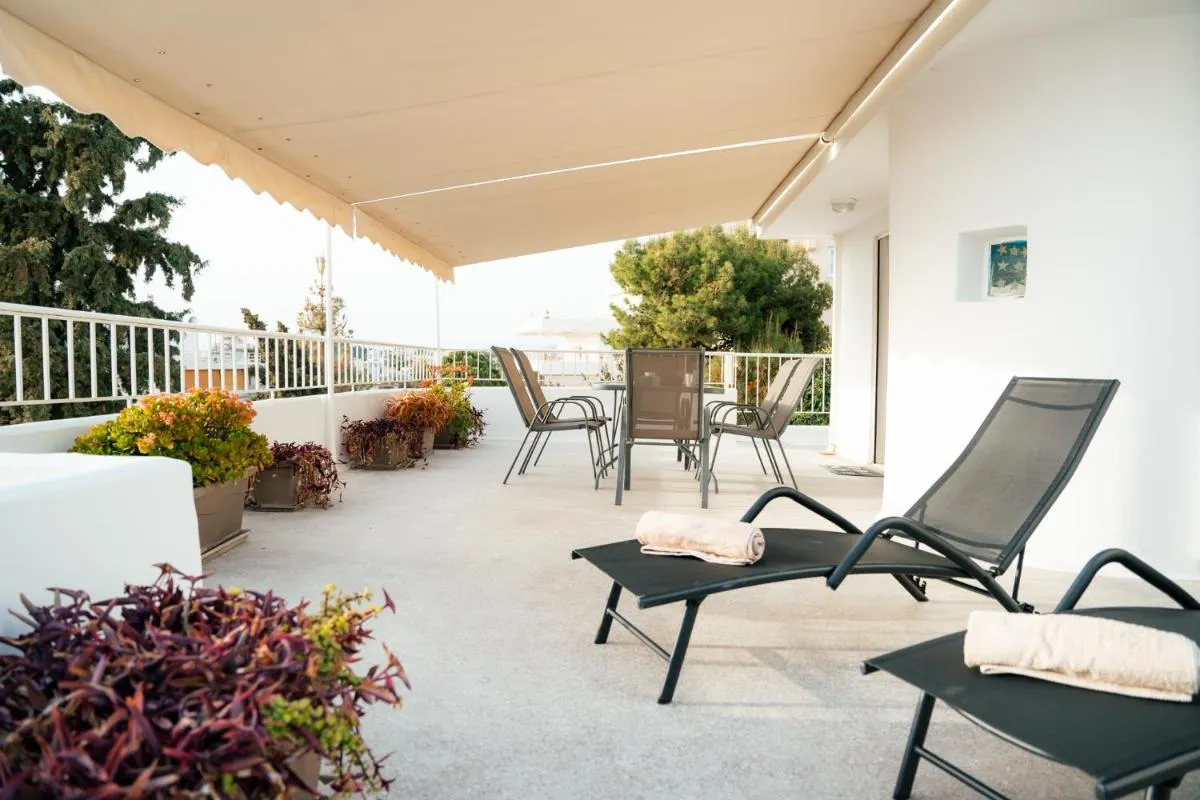 Image 6 of Vouliagmeni Stylish Homes by BluPine