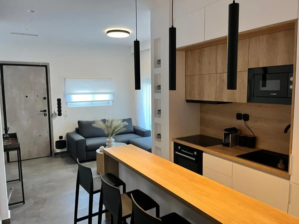 Image 3 of White House Vouliagmeni 1- 2BD Free Parking, Next to the Sea