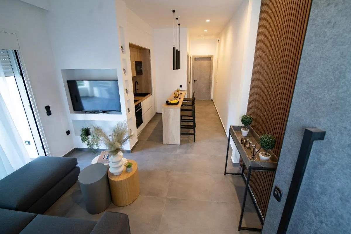 Image 4 of White House Vouliagmeni 1- 2BD Free Parking, Next to the Sea