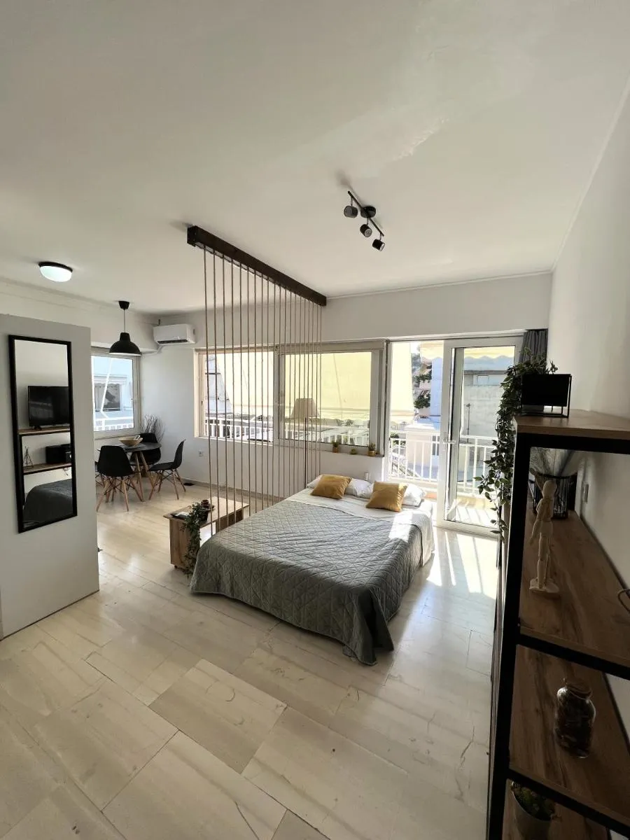 Image 6 of Zeus Bright & New Apartment – 25′ walk to the Acropolis