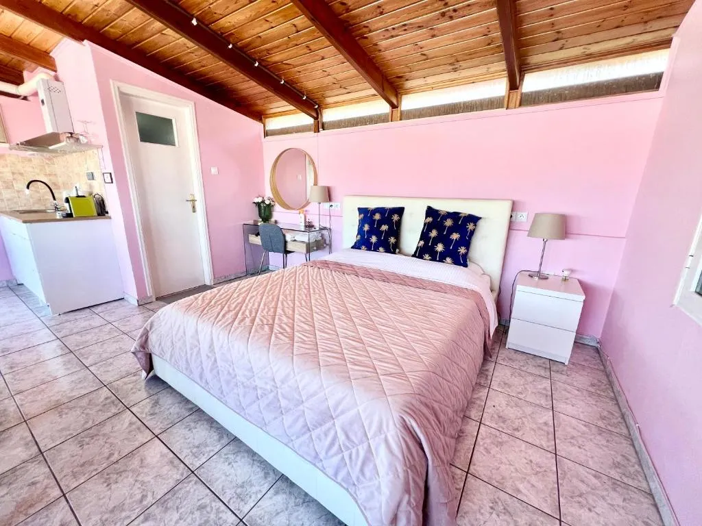 Image of sky inn with great location wonderful Acropolis view in Neos kosmos