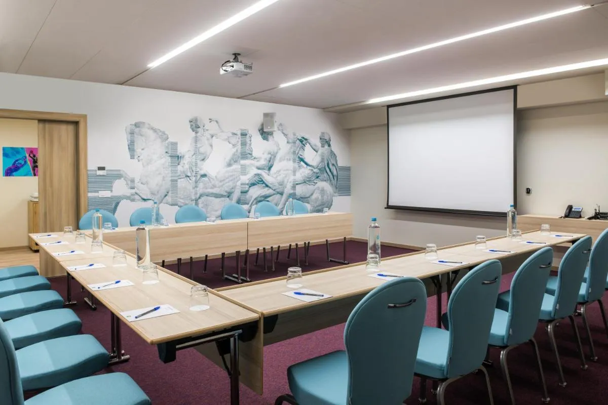 Image 2 of ibis Styles Athens Routes