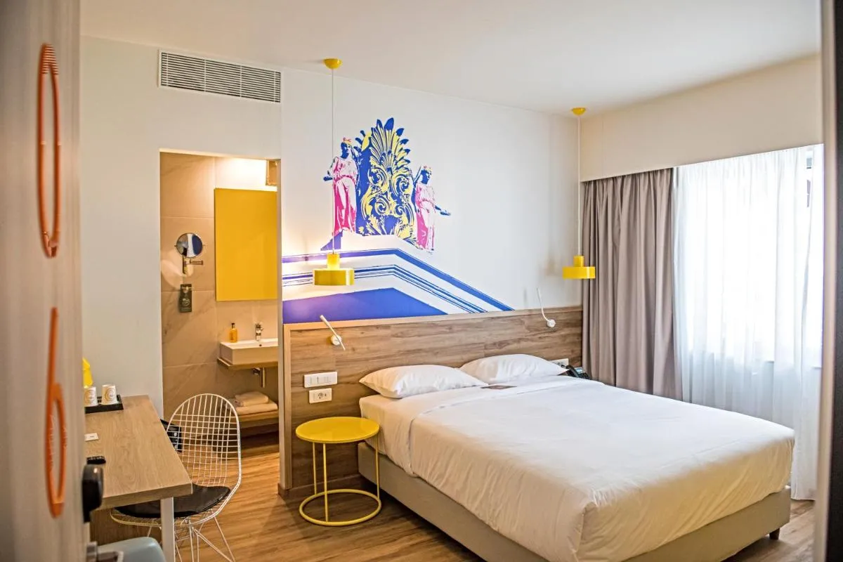 Image 4 of ibis Styles Athens Routes