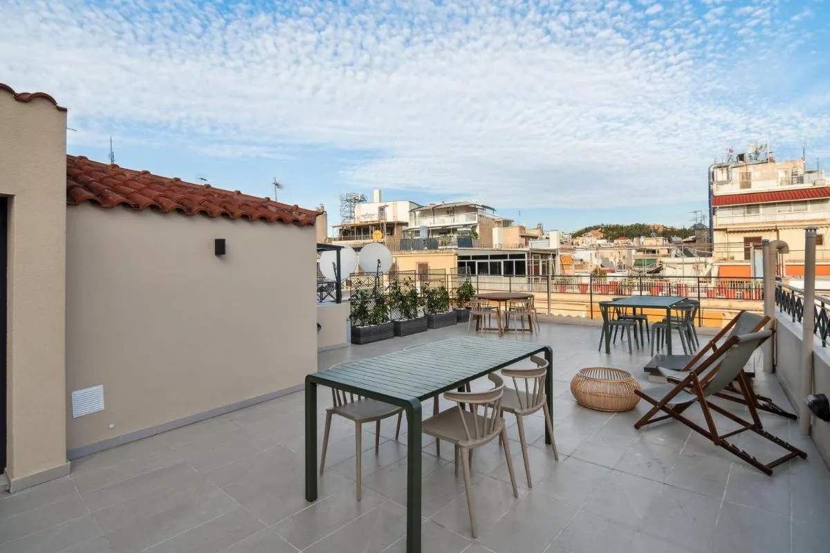 Image 6 of limehome Athens Solonos