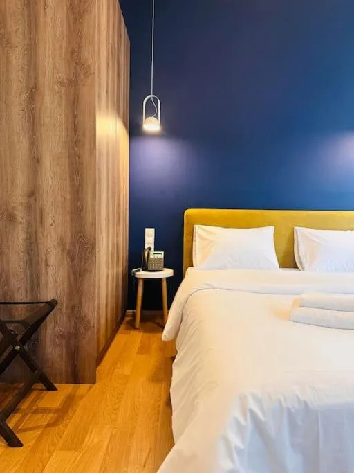 Image 4 of luxury Suites Athens 1