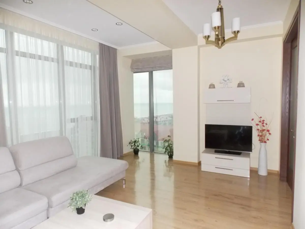 Image 4 of Anna’s Sea View Apartment