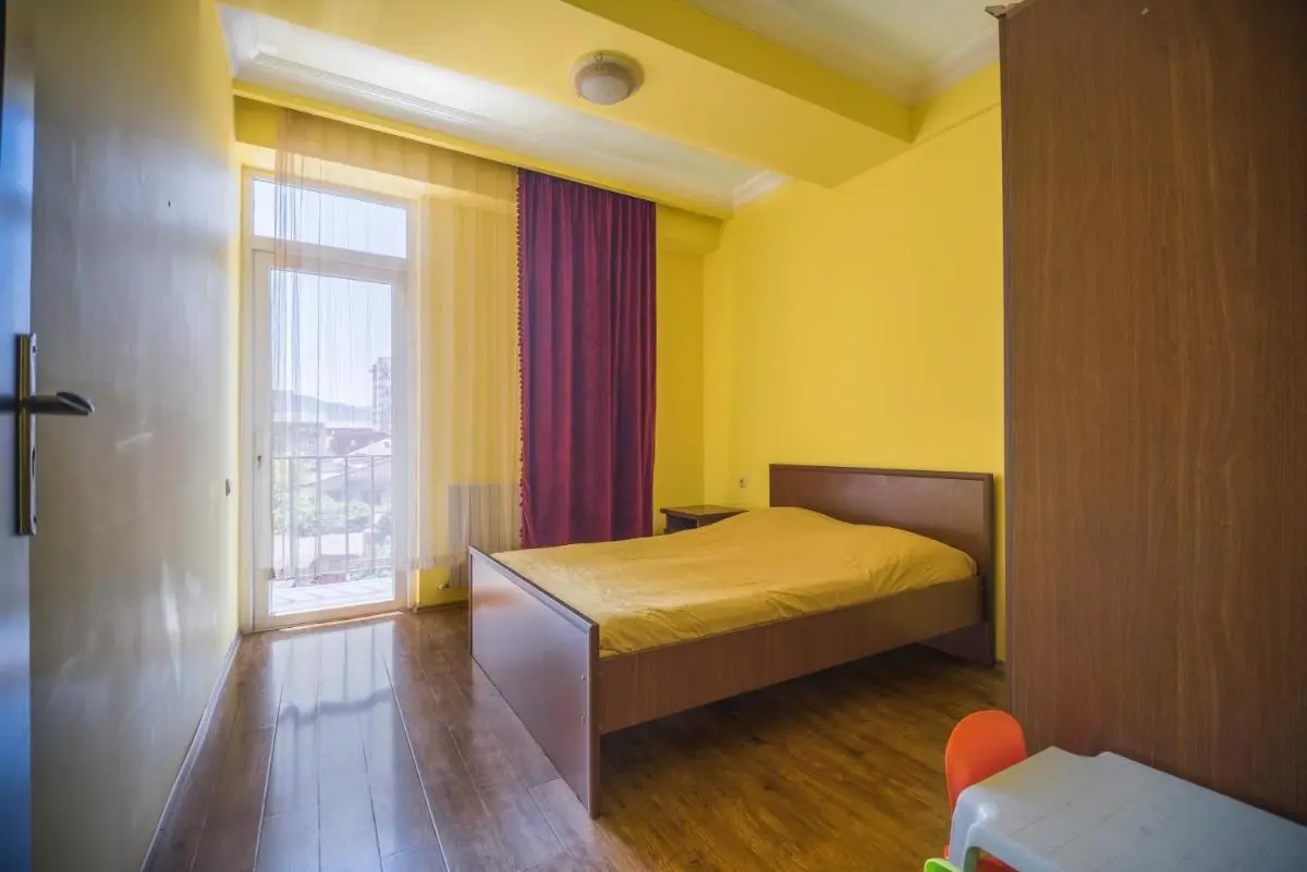 Image 5 of Apartment Chavchavadze