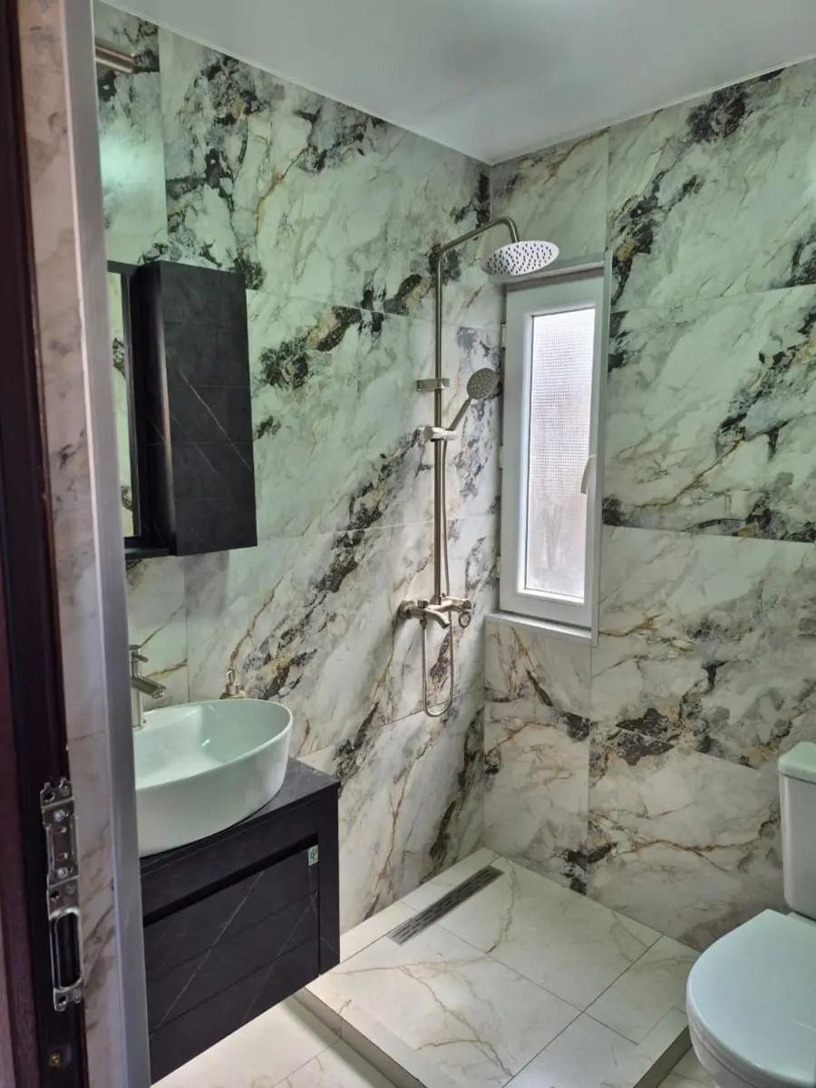 Image 3 of Apartment Giorgi Mazniasvhili