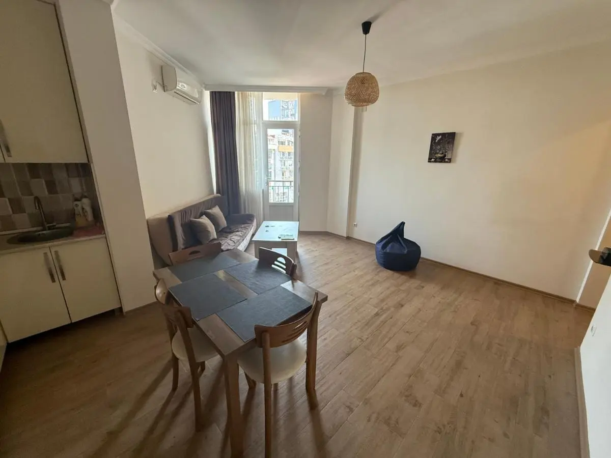 Image 4 of Apartment on Melikishvili 51