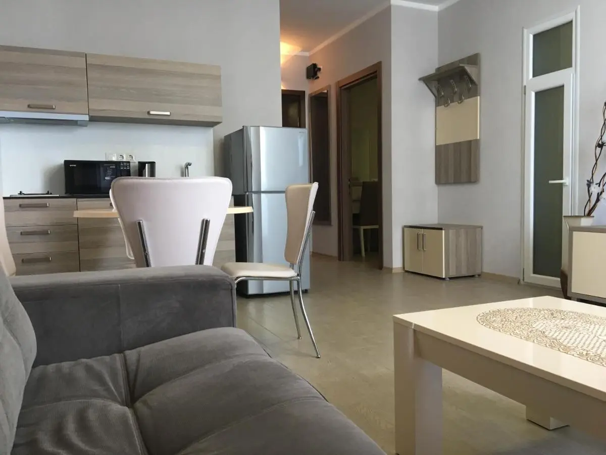 Image 4 of Apartments on Horizon