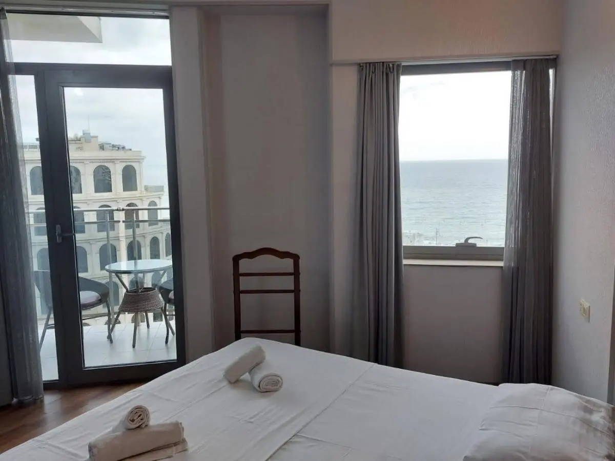 Image 1 of Apartments on Horizon