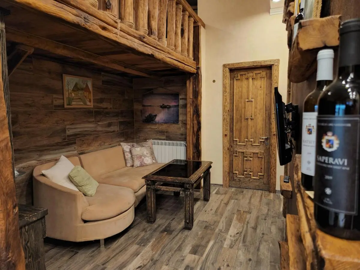 Image 4 of Archie’s Apartment in Old Town