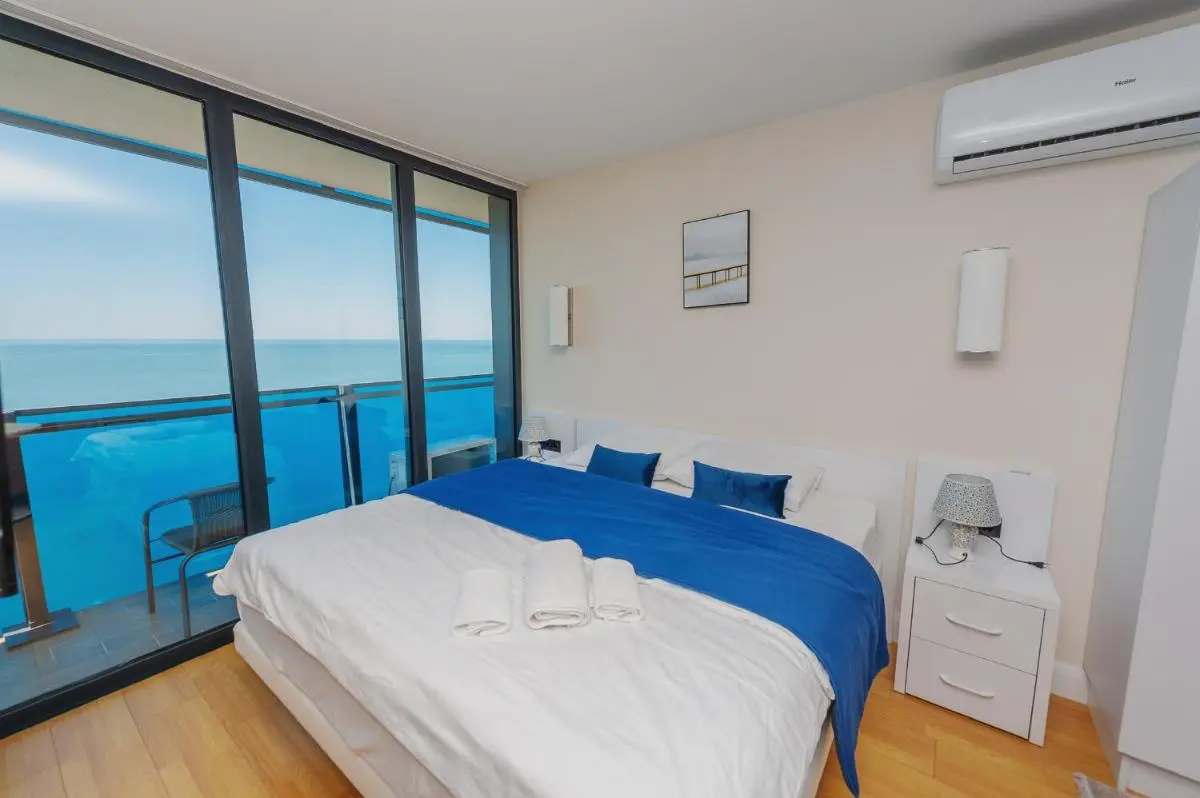 Image 1 of Awesome View Apartments