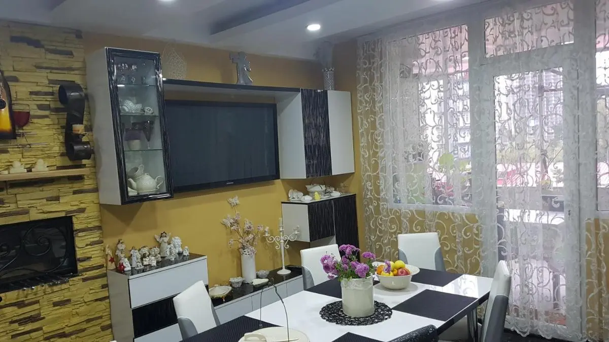 Image 3 of Батуми, 5 комнатная
