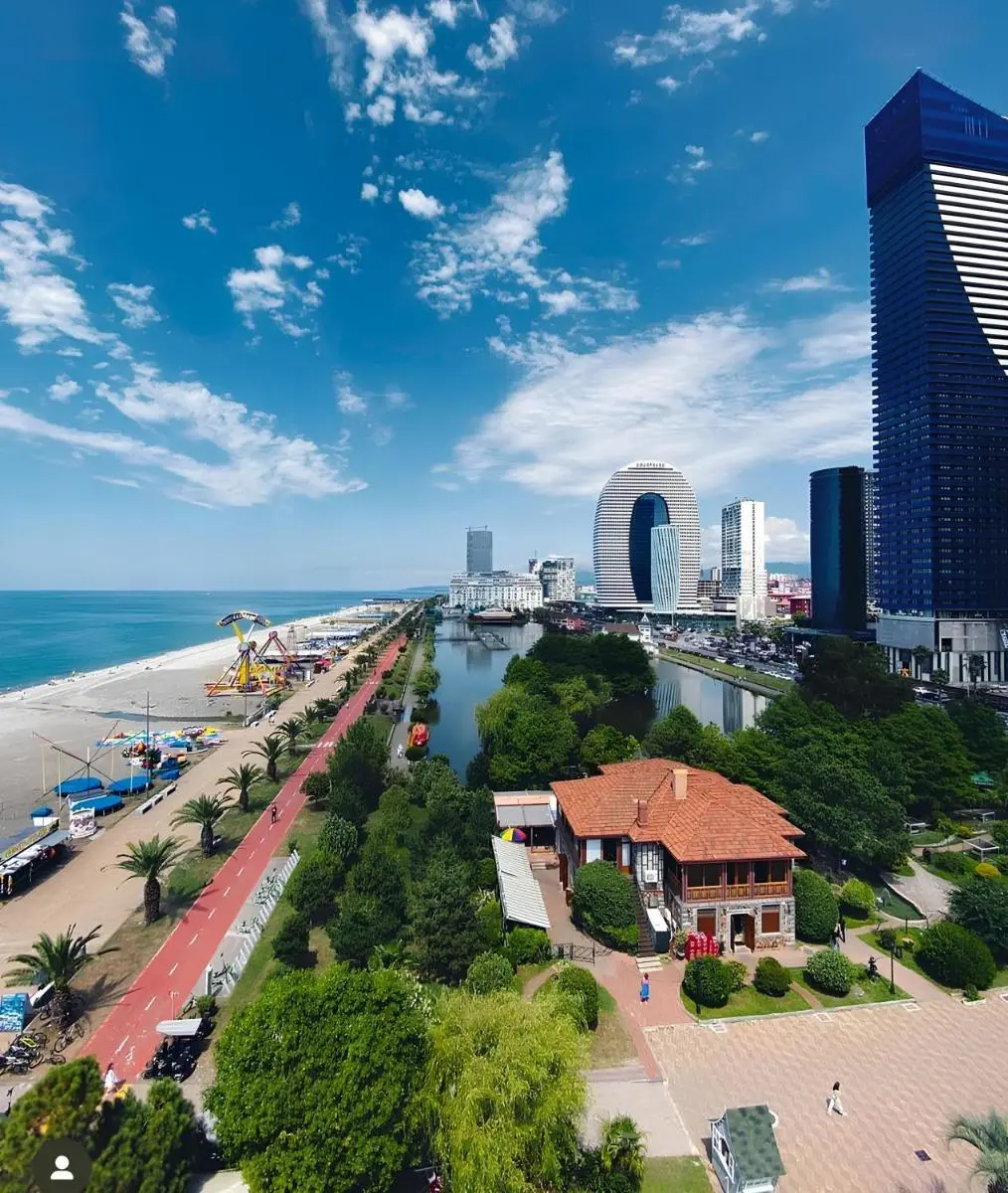 Image 6 of Batumi Black Sea View Aparthotel