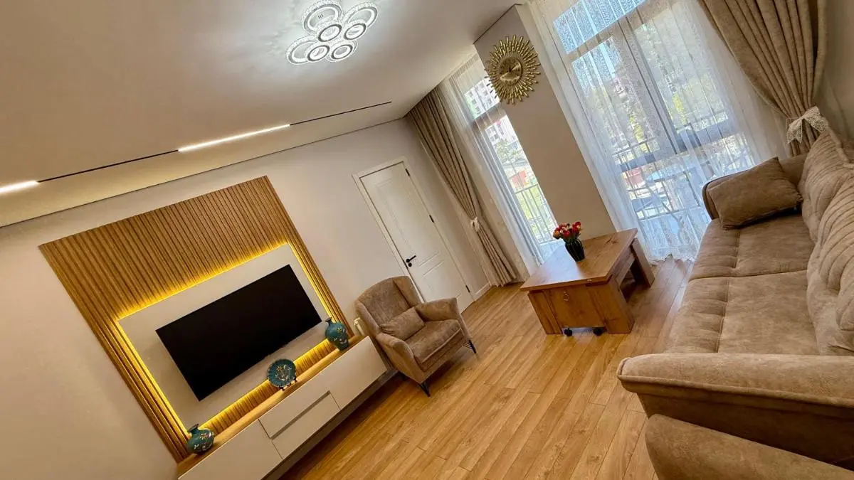 Image 2 of Batumi cozy apartment near beach