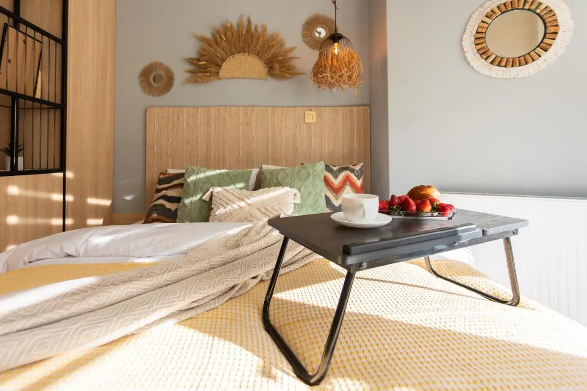 Image 4 of Boho apartment studio