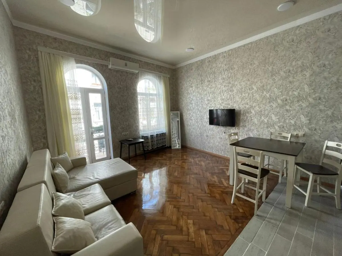 Image 4 of Центр города Батуми Apartment Rustaveli 13