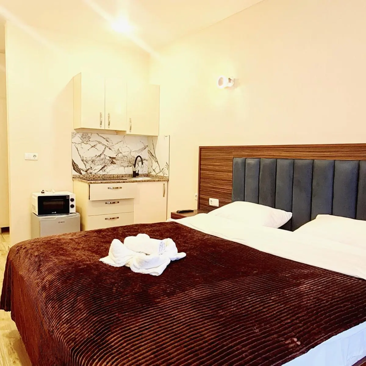 Image 6 of Comfortable Apartment#6 with Amenities Sea View Free Wi-Fi Kitchen Balcony