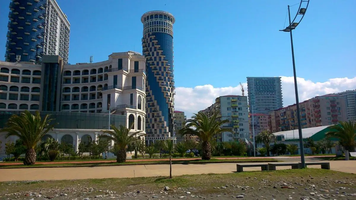 Image 5 of Comfortable apartment in Batumi