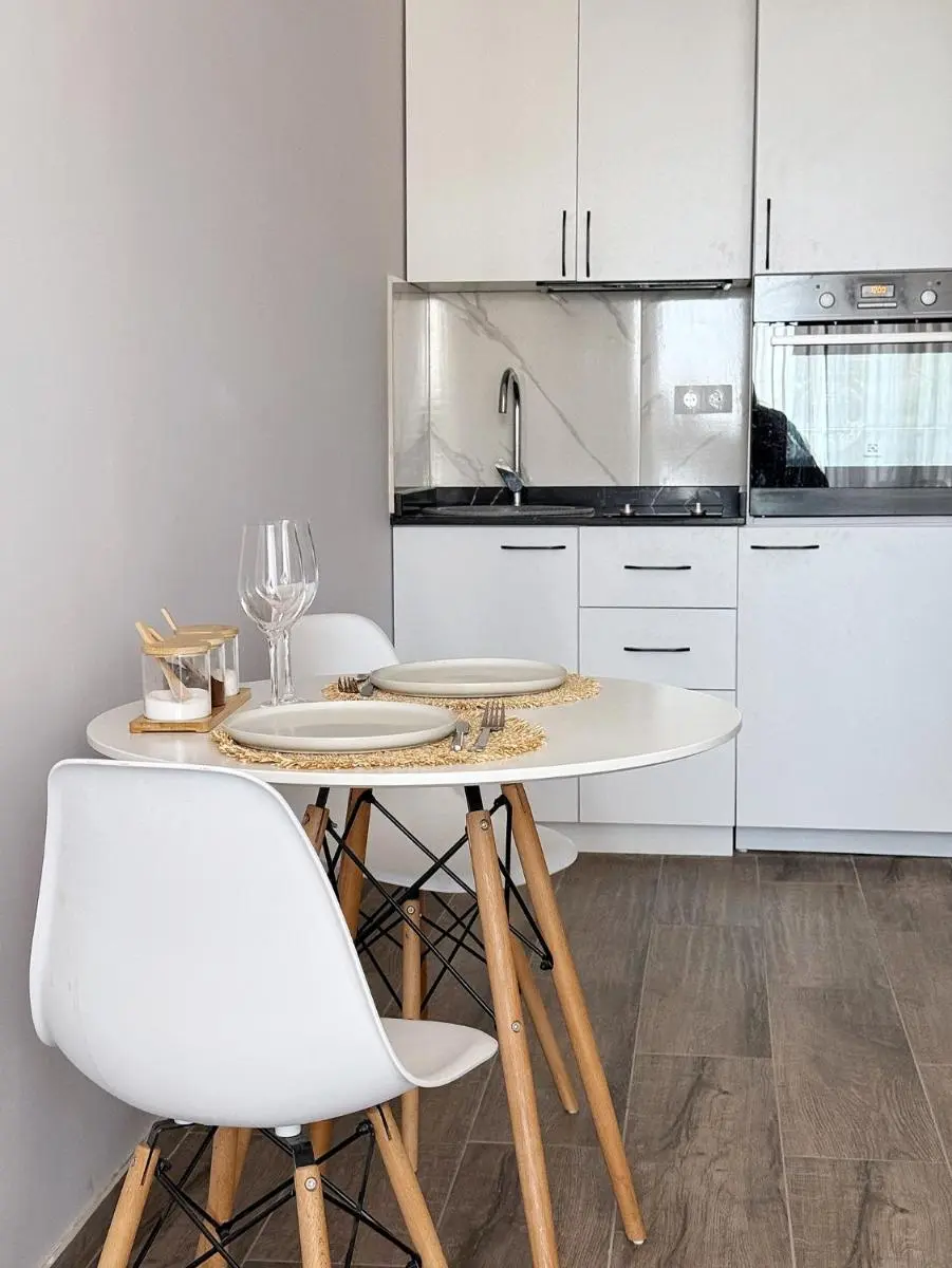Image 6 of Cozy Apartment with Sea View Near City Center