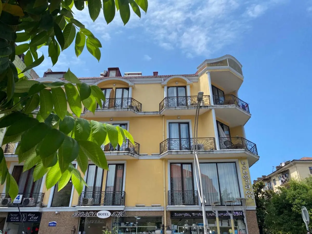 Image 2 of Eiffel Hotel