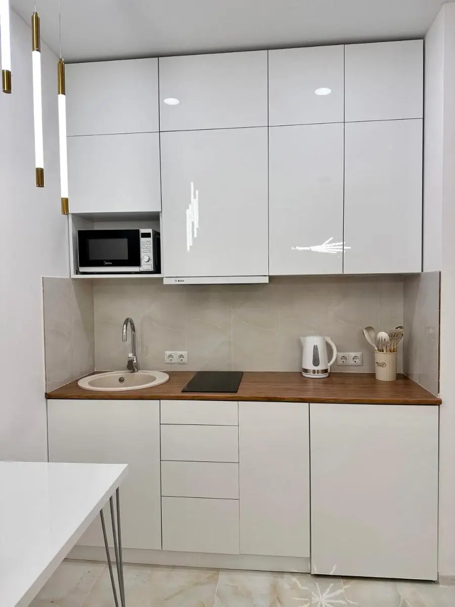Image 4 of Elen’s Bi Residence