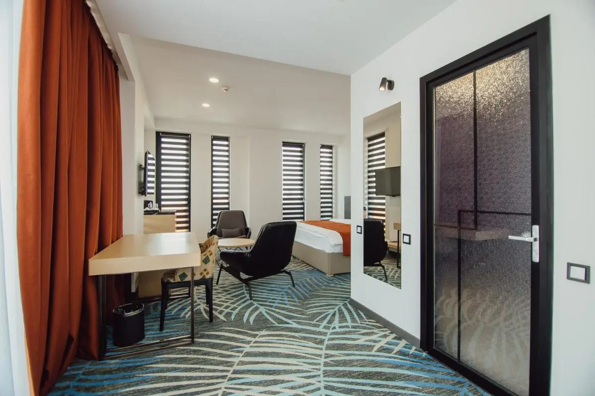 Image 1 of Graphic Hotel Batumi