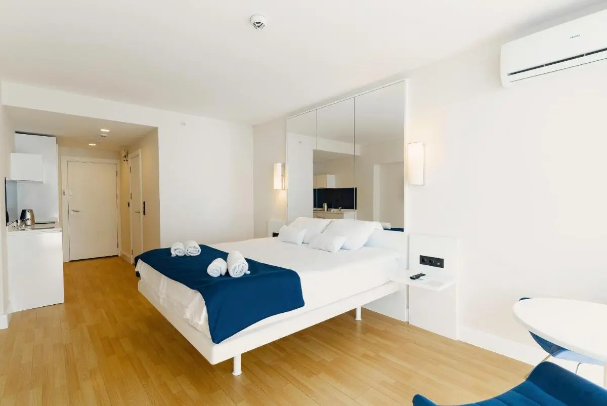 Image 1 of HOTEL Sea and City view