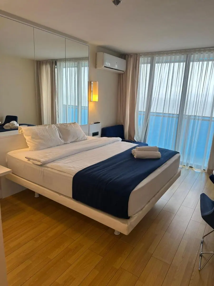 Image 4 of HOTEL orbi cyti sea view